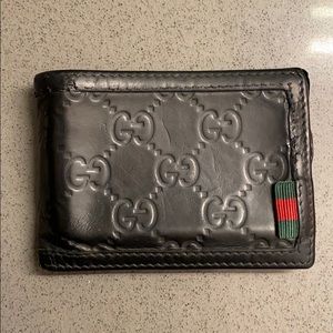 100 % Authentic Gucci wallet